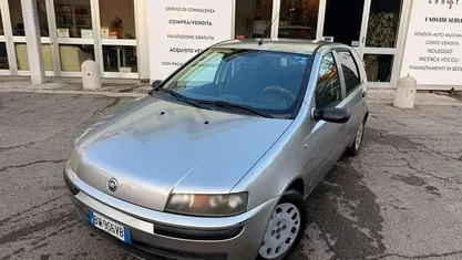 Usata 2002 Fiat Punto Berlina | 1000 € (Buon prezzo)