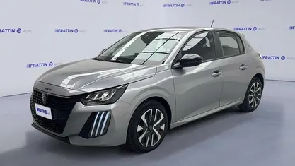 Argento Usata 2024 Peugeot 208 Style Utilitaria | 13.490 € (Buon prezzo)