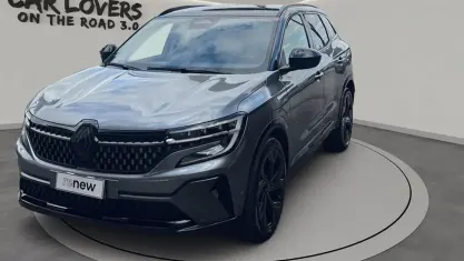 Usado Renault Austral Iconic Esprit Alpine 200 CV (147 kW) 2023 Negro SUV