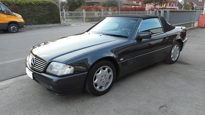 Usata Mercedes SL280 193 CV (141 kW) 1994 Nero Cabrio
