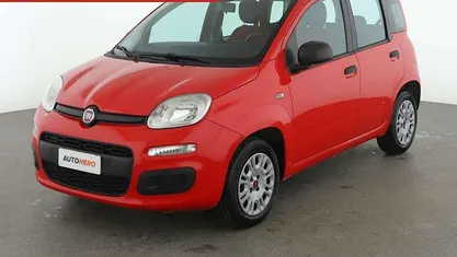 Usata Fiat Panda Easy 70 CV (51 kW) 2018 Rosso Utilitaria