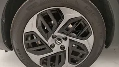 Argento Usata 2022 Citroën C4 Feel Tre volumi | 18.900 € (Buon prezzo)