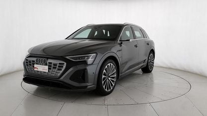 Usado Audi Q8 e-tron S-Line 300 kW (408 CV) 2023 Gris SUV