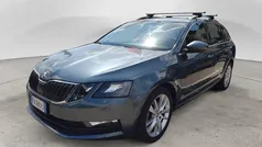 Grigio Usata 2019 Skoda Octavia G-TEC Executive Station wagon | 13.500 € (Buon prezzo)