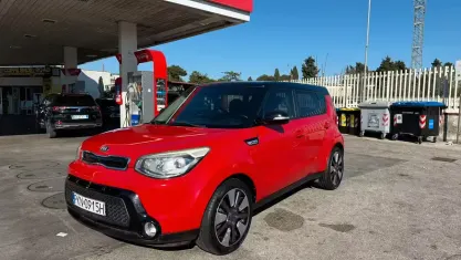 Usata Kia Soul 128 CV (94 kW) 2015 Rosso SUV