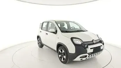 Occasion Fiat Panda Cross Cross 69 ch (50 kW) 2023 Blanc Citadine