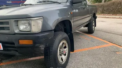 Usata Toyota HiLux 80 CV (58 kW) 1992 Pick-up
