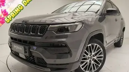 Usata Jeep Compass Summit 131 CV (96 kW) 2025 Grigio SUV