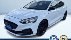 Bianco pastello Usata 2019 Ford Focus ST-Line | 14.100 € (Buon prezzo)