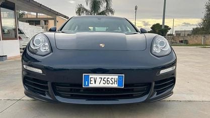 Usata Porsche Panamera 300 CV (220 kW) 2014 Blu Utilitaria