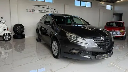 Usata Lancia Delta 120 CV (88 kW) 2009 Utilitaria