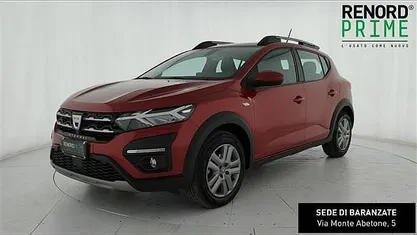 Begagnad Dacia Sandero Comfort 101 HK (74 kW) 2023 Röd Sedan