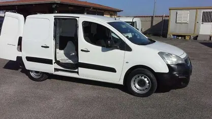 Bianco Usata 2017 Citroën Berlingo Monovolume | 7199 € (Buon prezzo)