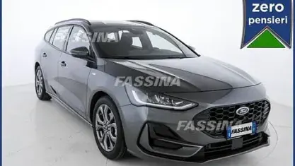 Usata Ford Focus ST-Line 155 CV (114 kW) 2025 Grigio scuro Station wagon