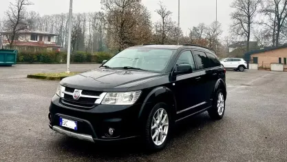 Usata Fiat Freemont Urban 170 CV (125 kW) 2011 Nero SUV