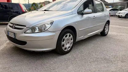 Usata Peugeot 307 68 CV (50 kW) 2003 Grigio Berlina