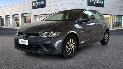 Begagnad VW Polo Life 95 HK (69 kW) 2023 Grå Halvkombi