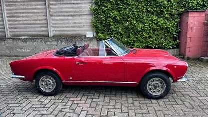 Usata Fiat 124 Spider 88 CV (64 kW) 1960 Rosso Cabrio