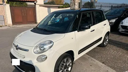 Usata 2017 Fiat 500L Living Monovolume | 8800 € (Buon prezzo)