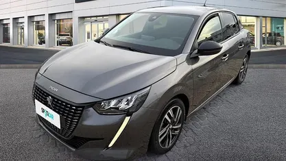 Usata Peugeot 208 Allure 101 CV (74 kW) 2023 Utilitaria