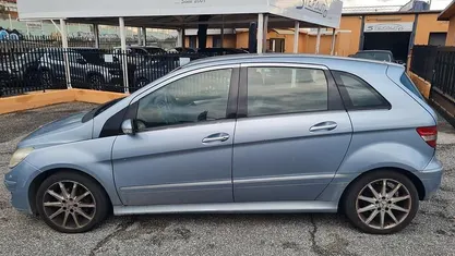 Usata Mercedes B150 95 CV (69 kW) 2006 Monovolume