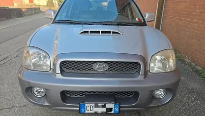 Usata Hyundai Santa Fe GLS 113 CV (83 kW) 2002 SUV