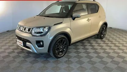 Usata Suzuki Ignis 83 CV (61 kW) 2023 Oro SUV
