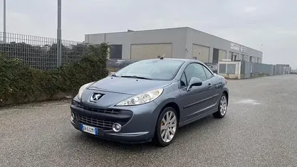 Usata Peugeot 207 CC 120 CV (88 kW) 2007 Grigio Cabrio