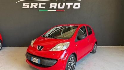Usata Peugeot 107 Urban Move 68 CV (50 kW) 2008 Rosso Utilitaria