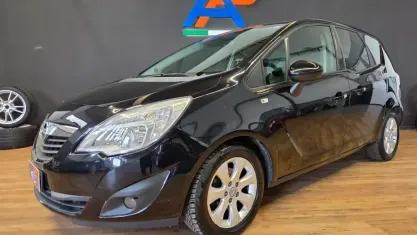 Usata Opel Meriva Cosmo 75 CV (55 kW) 2011 Grigio Monovolume