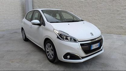 Brugt Peugeot 208 Active 83 HK (61 kW) 2019 Hvid Hatchback