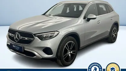 Argento metallizzato Usata 2023 Mercedes GLC200 Advanced SUV | 48.900 € (Buon prezzo)