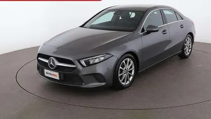 Grigio Usata 2021 Mercedes A180 Tre volumi | 24.999 € (Buon prezzo)