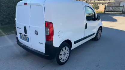 Usata Fiat Fiorino 70 CV (51 kW) 2010 Bianco Monovolume