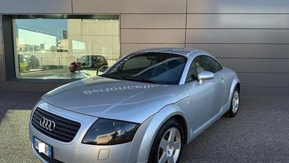 Usata Audi TT 179 CV (131 kW) 1999 Grigio Coupé
