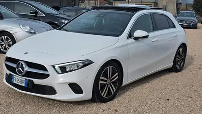 Usata Mercedes A200 150 CV (110 kW) 2019 Bianco Berlina