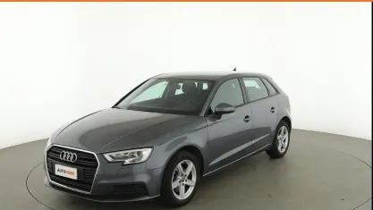 Gebraucht Audi A3 116 PS (85 kW) 2019 Grau Limousine