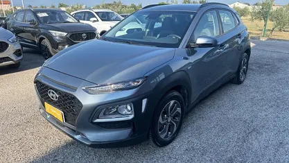 Begagnad Hyundai Kona 141 HK (103 kW) 2020 Grå SUV