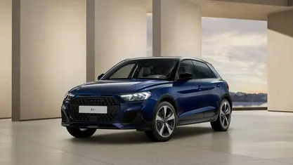 Nuova Audi A1 Design 116 CV (85 kW) 2025 Bianco ghiacciaio metallizzato nero mito Utilitaria