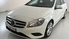 Bianco Usata 2015 Mercedes A200 Edition Tre volumi | 15.900 € (Buon prezzo)