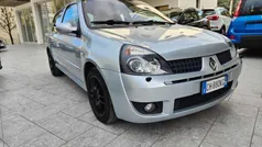 Usata 2003 Renault Clio II Tre volumi | 11.950 €