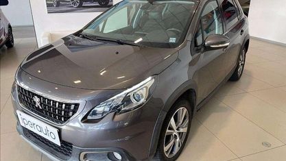 Käytetty Peugeot 2008 Allure 120 HP (88 kW) 2016 Harmaa Katumaasturi