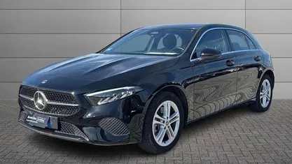 Nero Usata 2023 Mercedes A250 Executive Tre volumi | 29.900 € (Ottimo prezzo)