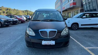 Marrone Usata 2005 Lancia Musa Monovolume | 4800 € (Molto cara)