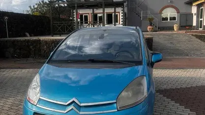 Usata Citroën C4 Picasso 109 CV (80 kW) 2009 Blu/azzurro Monovolume