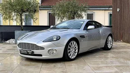 Argento Usata 2002 Aston Martin Vanquish Coupé | 78.000 €