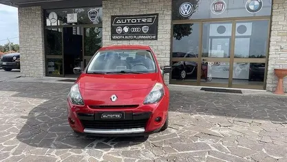 Usata Renault Clio II 75 CV (55 kW) 2011 Rosso Berlina