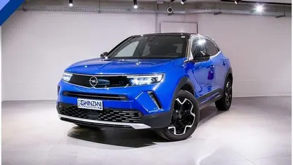 Blu / tetto nero Usata 2024 Opel Mokka Ultimate SUV | 18.800 € (Buon prezzo)