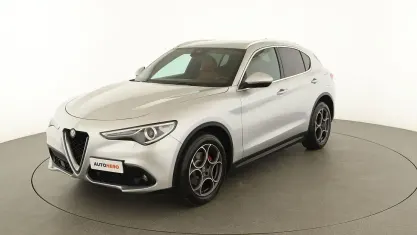 Usata Alfa Romeo Stelvio Executive 210 CV (154 kW) 2018 Grigio SUV