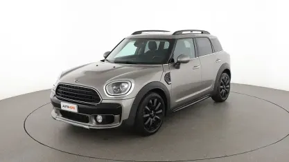 Usata Mini One Countryman 102 CV (75 kW) 2019 Argento SUV